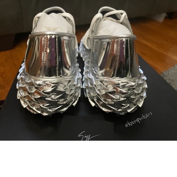 giuseppe zanotti BNIB metallic silver lowtops - Picture 8 of 16